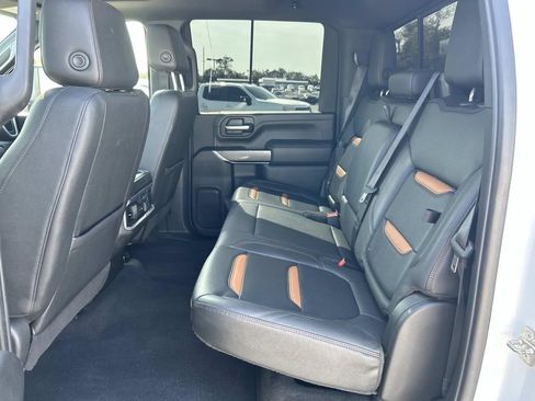Used 2022 GMC Sierra 2500 AT4 w/ AT4 Premium Plus Package AWD/4WD image 29