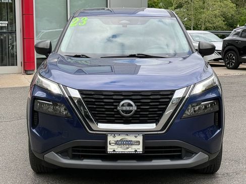 Used 2023 Nissan Rogue S AWD/4WD image 2