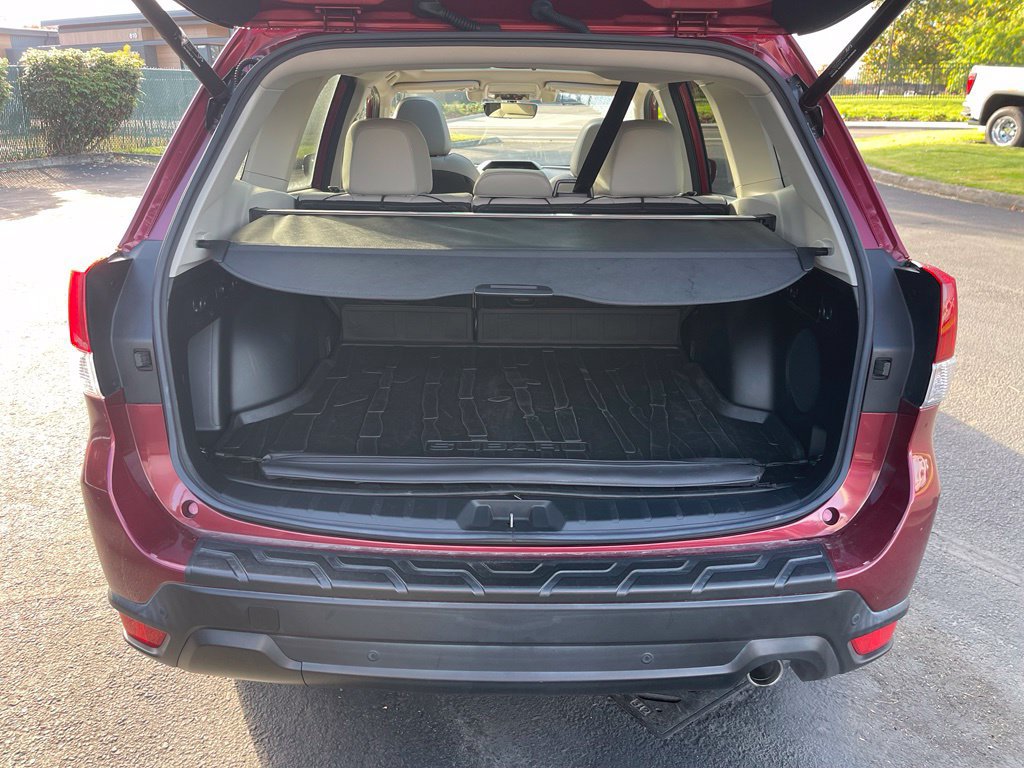 Used 2020 Subaru Forester Limited w/ Popular Package #3 AWD/4WD image 4