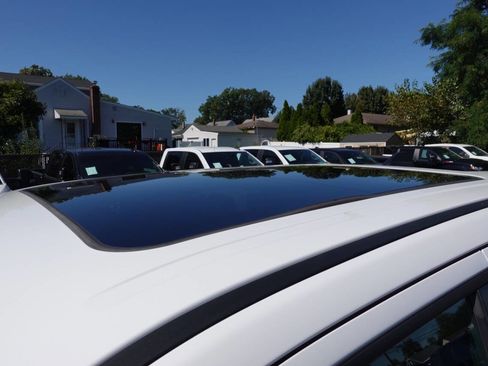 Used 2021 RAM 1500 Sport w/ Leather & Sound Group AWD/4WD image 8