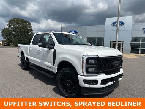 New 2025 Ford F250 Lariat w/ Lariat Ultimate Package AWD/4WD image 3