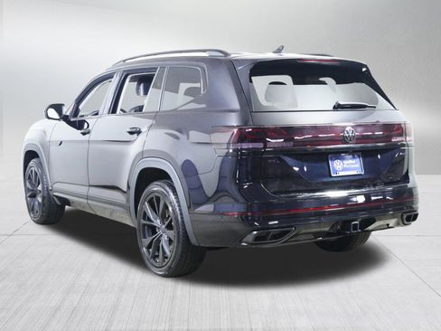 Certified 2024 Volkswagen Atlas SEL Premium R-Line image 5