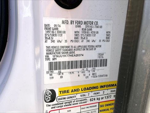 Used 2017 Ford Expedition Limited w/ Equipment Group 301A image 28