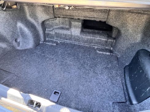 Used 2013 Toyota Camry LE image 23