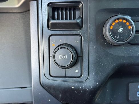 Used 2023 Ford F150 XLT AWD/4WD image 27