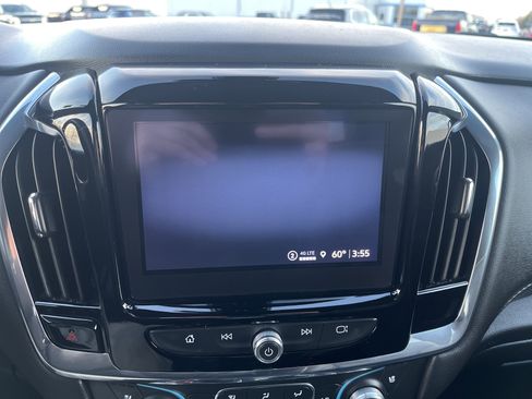 Used 2023 Chevrolet Traverse Premier image 27