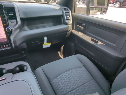 New 2026 RAM 2500 Tradesman AWD/4WD image 15