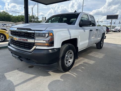 Used 2016 Chevrolet Silverado 1500 W/T w/ Trailering Package AWD/4WD image 4