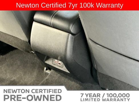 Used 2025 Nissan Altima 2.5 SV FWD image 15