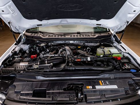 Used 2026 Ford F250 4x4 Crew Cab Super Duty image 34