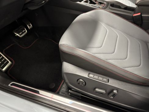 New 2025 Volkswagen Jetta GLI Autobahn image 4