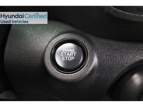 Certified 2024 Hyundai Venue Limited FWD image 30