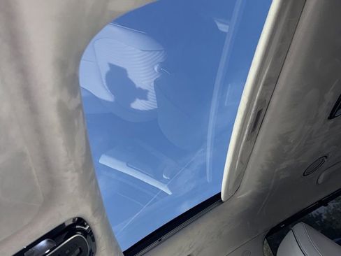 Used 2023 Hyundai Palisade Calligraphy image 9