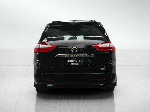 Used 2017 Toyota Sienna Limited Premium w/ Protection Package AWD/4WD image 5