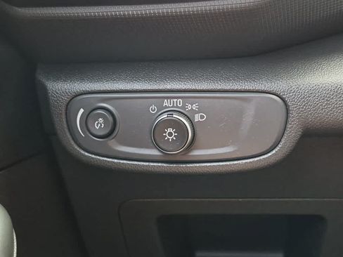 Used 2023 Chevrolet TrailBlazer LS AWD/4WD image 18