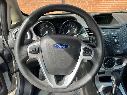 Used 2019 Ford Fiesta SE FWD image 14
