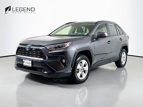 Used 2019 Toyota RAV4 XLE w/ Convenience Package AWD/4WD image 1