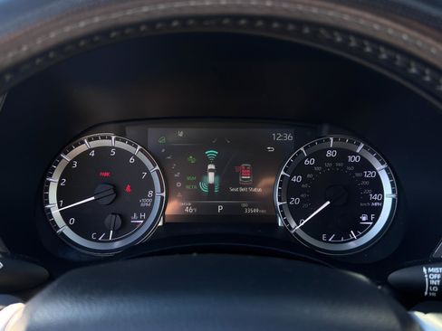 Used 2023 Toyota Highlander XLE image 18