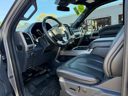 Used 2022 Ford F250 Platinum AWD/4WD image 31
