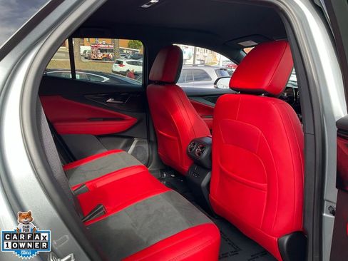 Used 2024 Chevrolet Blazer EV RS RWD image 46
