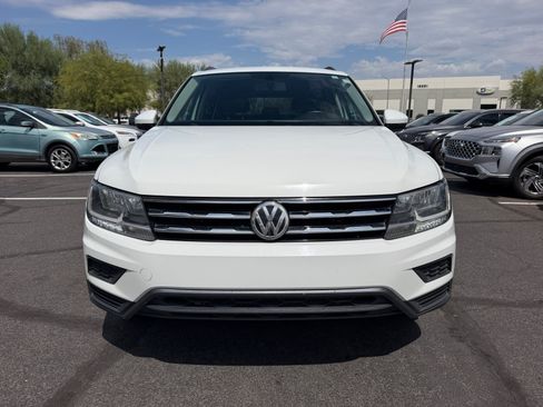 Used 2020 Volkswagen Tiguan SE w/ Panoramic Sunroof Package FWD image 23