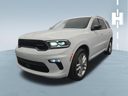 Used 2023 Dodge Durango GT image 3