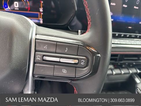 Used 2023 Chevrolet Colorado Z71 w/ Z71 Convenience Package 2 image 27