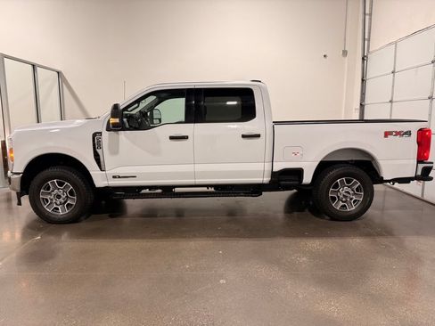 Used 2025 Ford F250 XLT w/ FX4 Off-Road Package AWD/4WD image 8