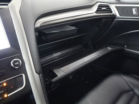 Used 2020 Ford Fusion SEL FWD image 50