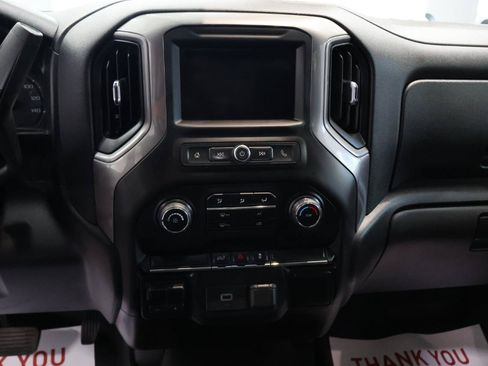 Used 2020 Chevrolet Silverado 2500 Custom w/ Custom Convenience Package AWD/4WD image 19