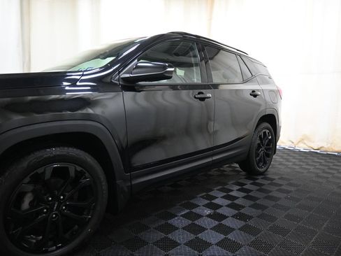 Used 2020 GMC Terrain SLE w/ Driver Convenience Package AWD/4WD image 12