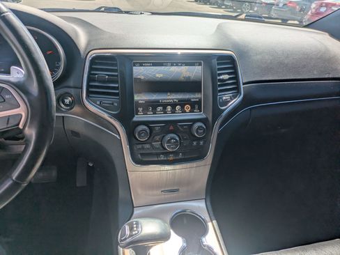 Used 2015 Jeep Grand Cherokee Limited w/ Luxury Group II AWD/4WD image 26