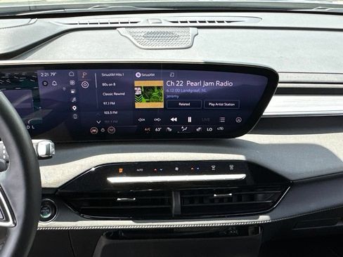 Used 2026 Buick Enclave Preferred FWD image 48