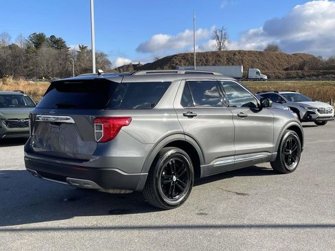 Used 2023 Ford Explorer XLT w/ Equipment Group 202A image 28