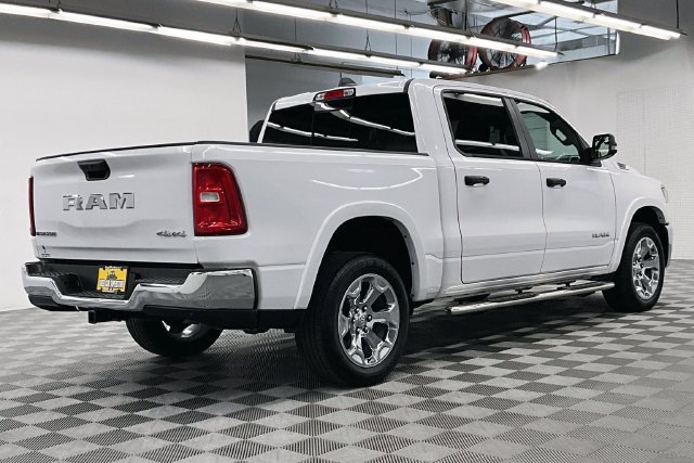 Used 2025 RAM 1500 Big Horn AWD/4WD image 14