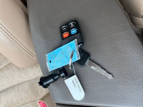 Used 1997 Mercury Cougar XR7 image 25