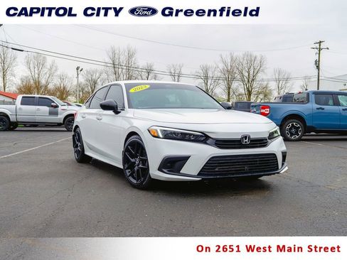 Used 2023 Honda Civic Sport image 1