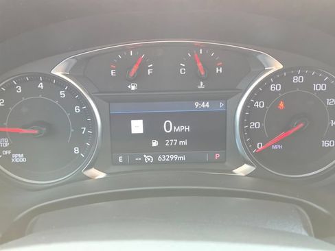 Used 2024 GMC Terrain SLT w/ Infotainment Package II AWD/4WD image 29
