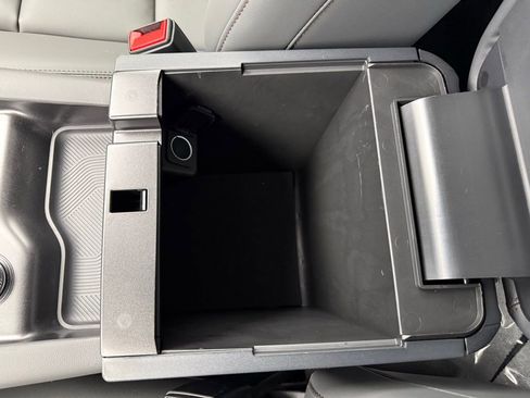 New 2026 Ford Explorer Active w/ Active Comfort Package image 36