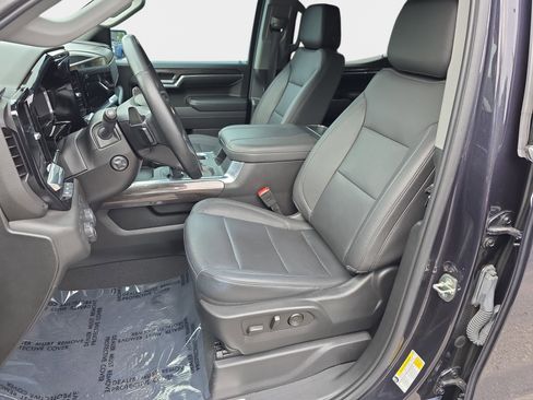 Used 2023 Chevrolet Silverado 1500 LTZ w/ Technology Package AWD/4WD image 12