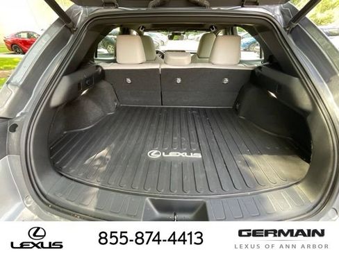 Used 2019 Lexus UX 250h w/ Premium Package AWD/4WD image 23