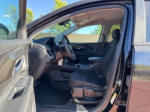 Used 2024 GMC Terrain SLE AWD/4WD image 10