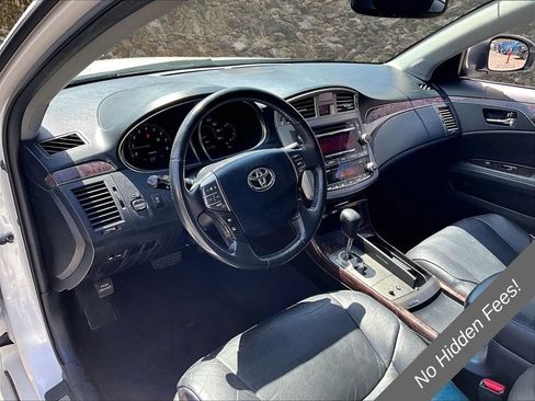 Used 2011 Toyota Avalon FWD image 11