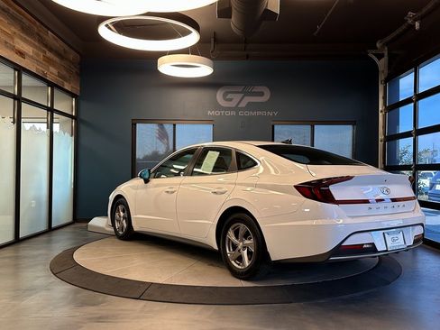 Used 2023 Hyundai Sonata SE image 5