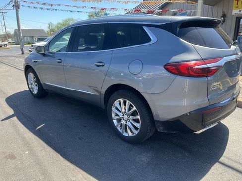 Used 2018 Buick Enclave Premium w/ Experience Buick Package image 7