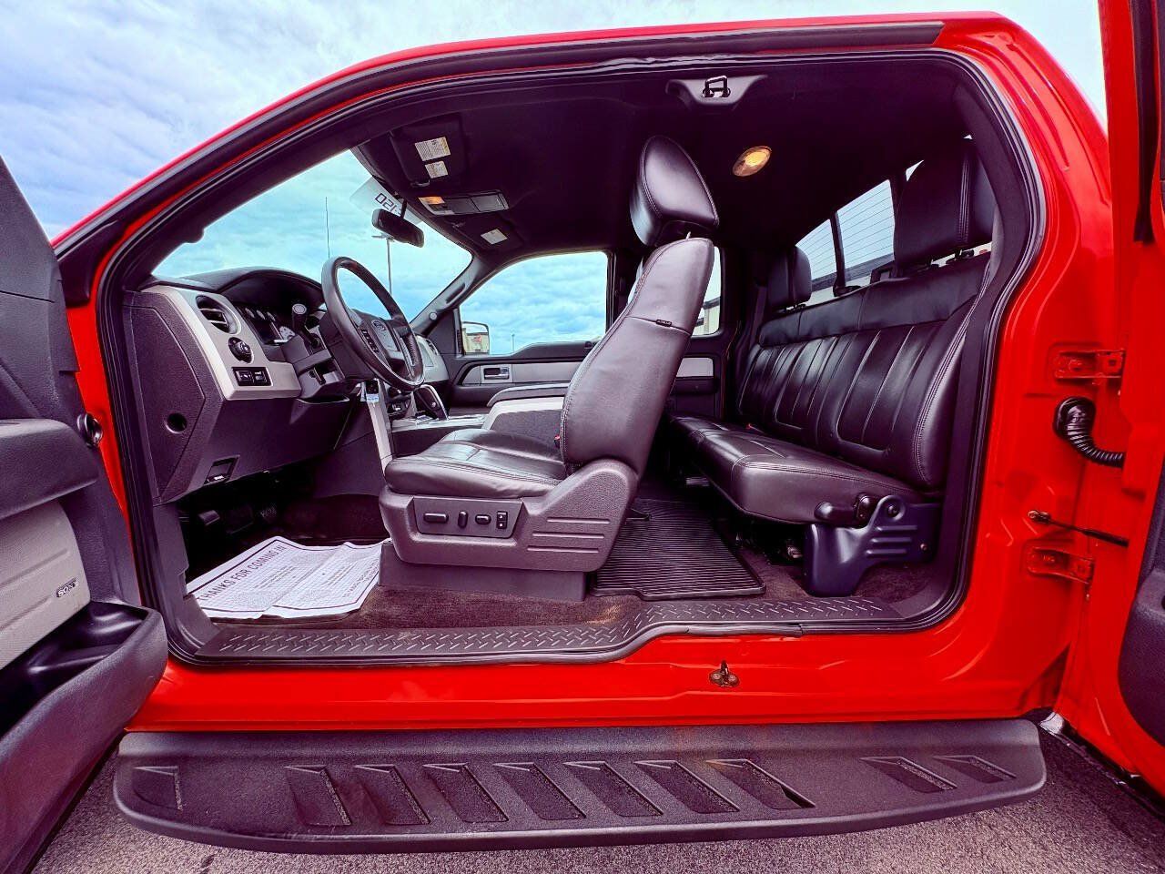 Used 2010 Ford F150 Raptor AWD/4WD image 26