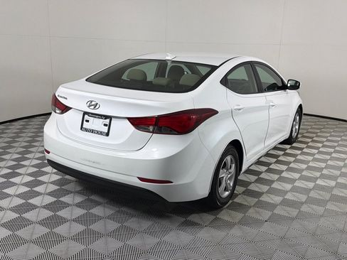 Used 2015 Hyundai Elantra SE FWD image 5