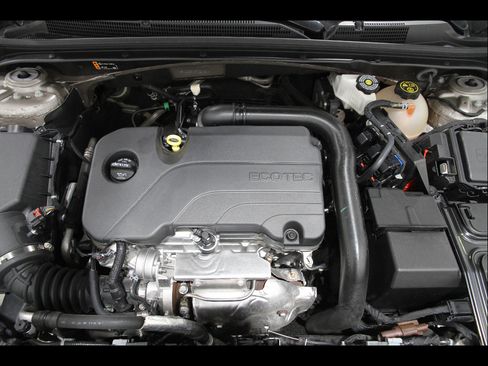 Used 2024 Chevrolet Malibu LT FWD image 21