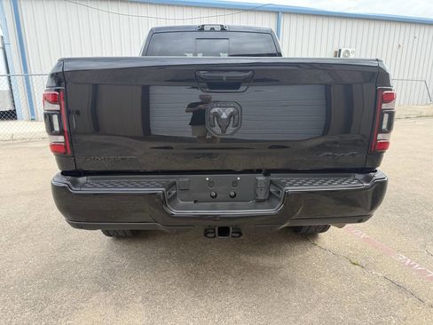 Used 2022 RAM 2500 Limited image 7