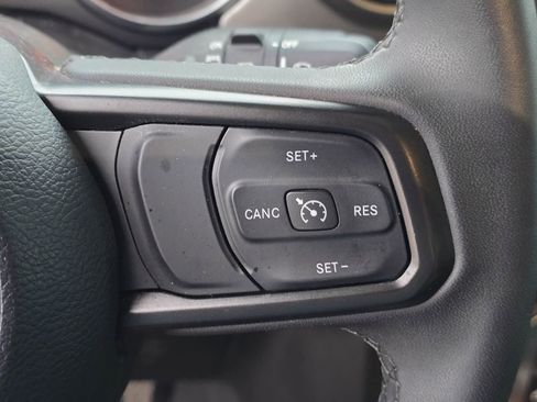 Used 2023 Jeep Wrangler Sport image 21